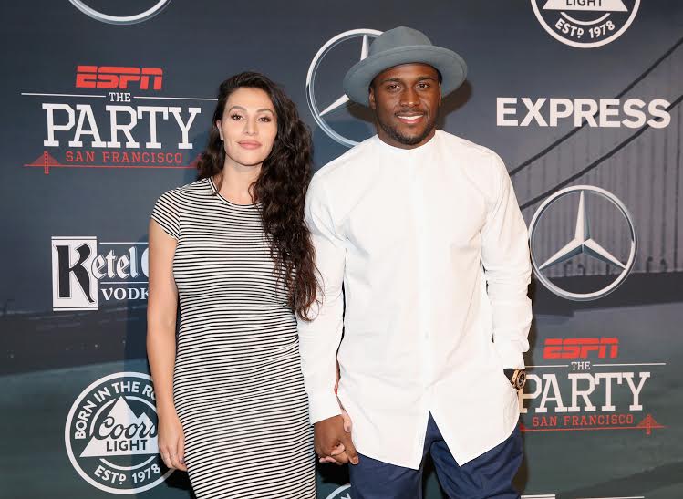 SAN FRANCISCO, CA - FEBRUARY 05: Dancer Lilit Avagyan (L) and NFL player Reggie Bush attend ESPN The Party on February 5, 2016 in San Francisco, California. (Photo by Robin Marchant/Getty Images for ESPN)